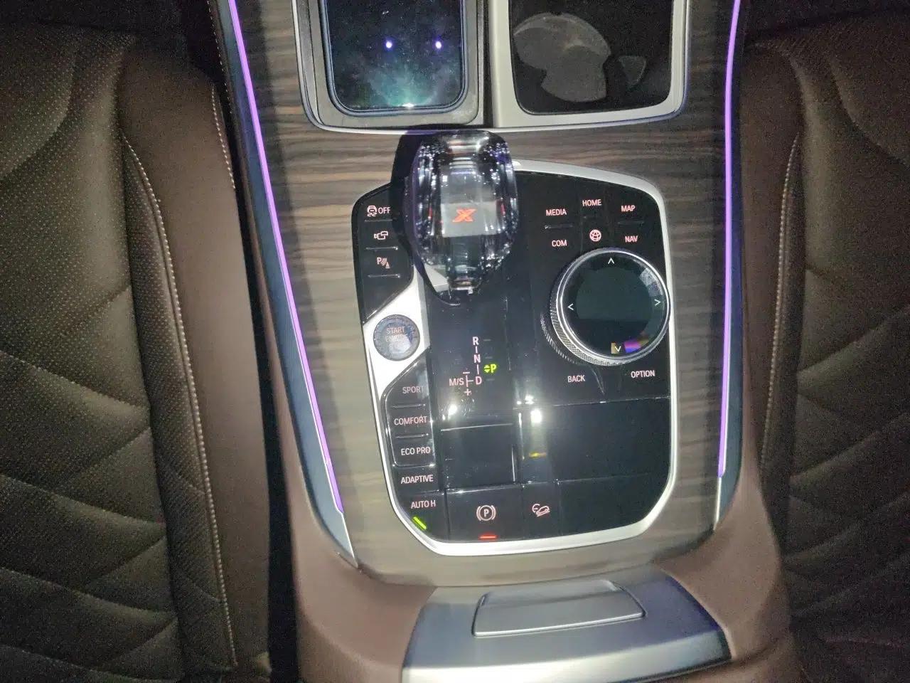 BMW X5 2022 xDrive 40Li M Sport Package — миниатюра 14