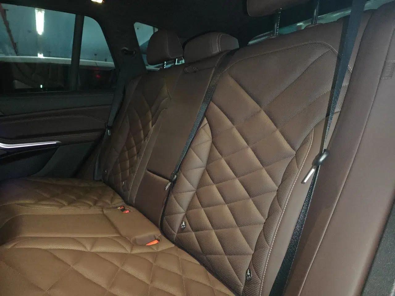 BMW X5 2022 xDrive 40Li M Sport Package — миниатюра 17