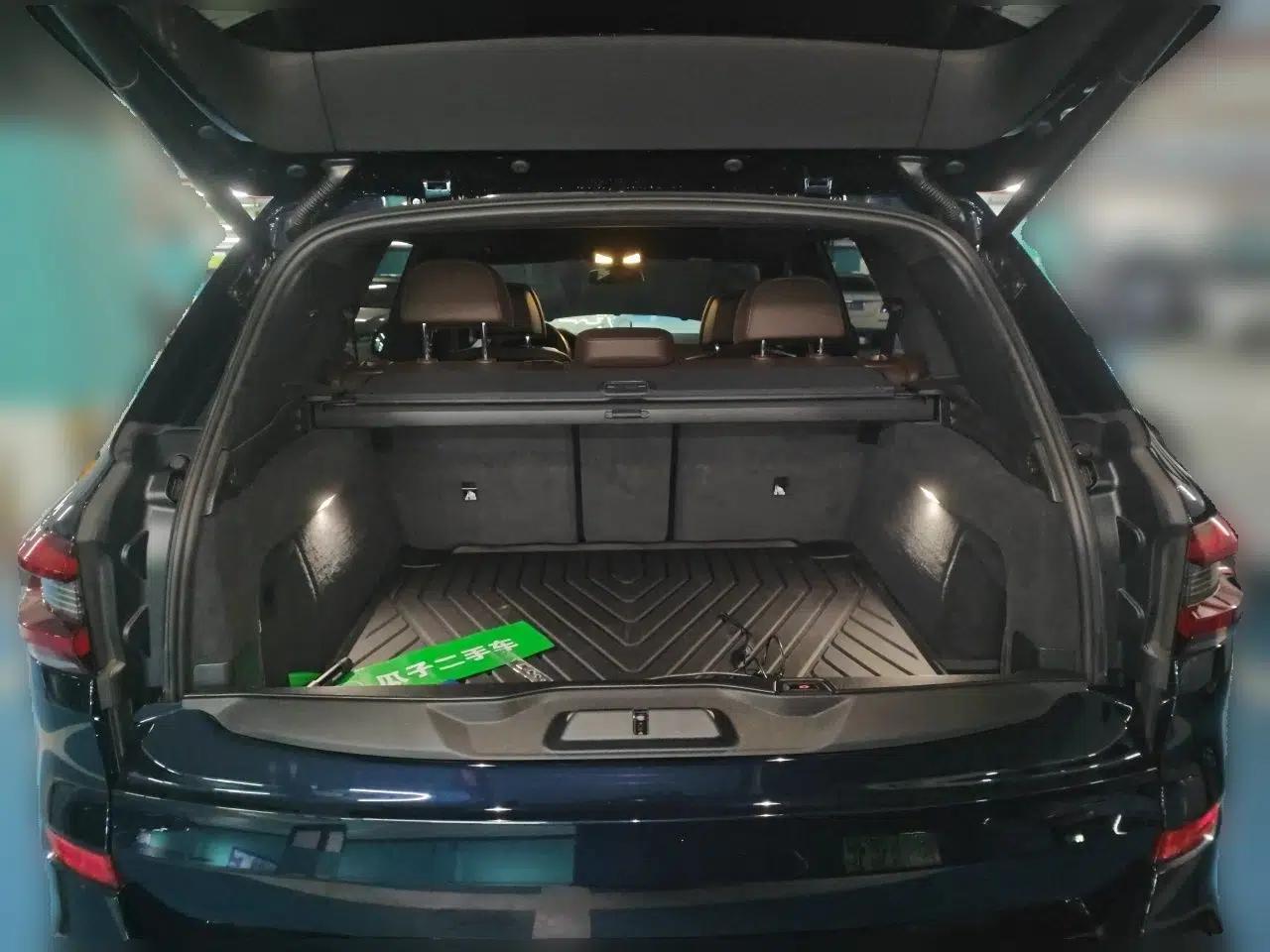 BMW X5 2022 xDrive 40Li M Sport Package — миниатюра 19