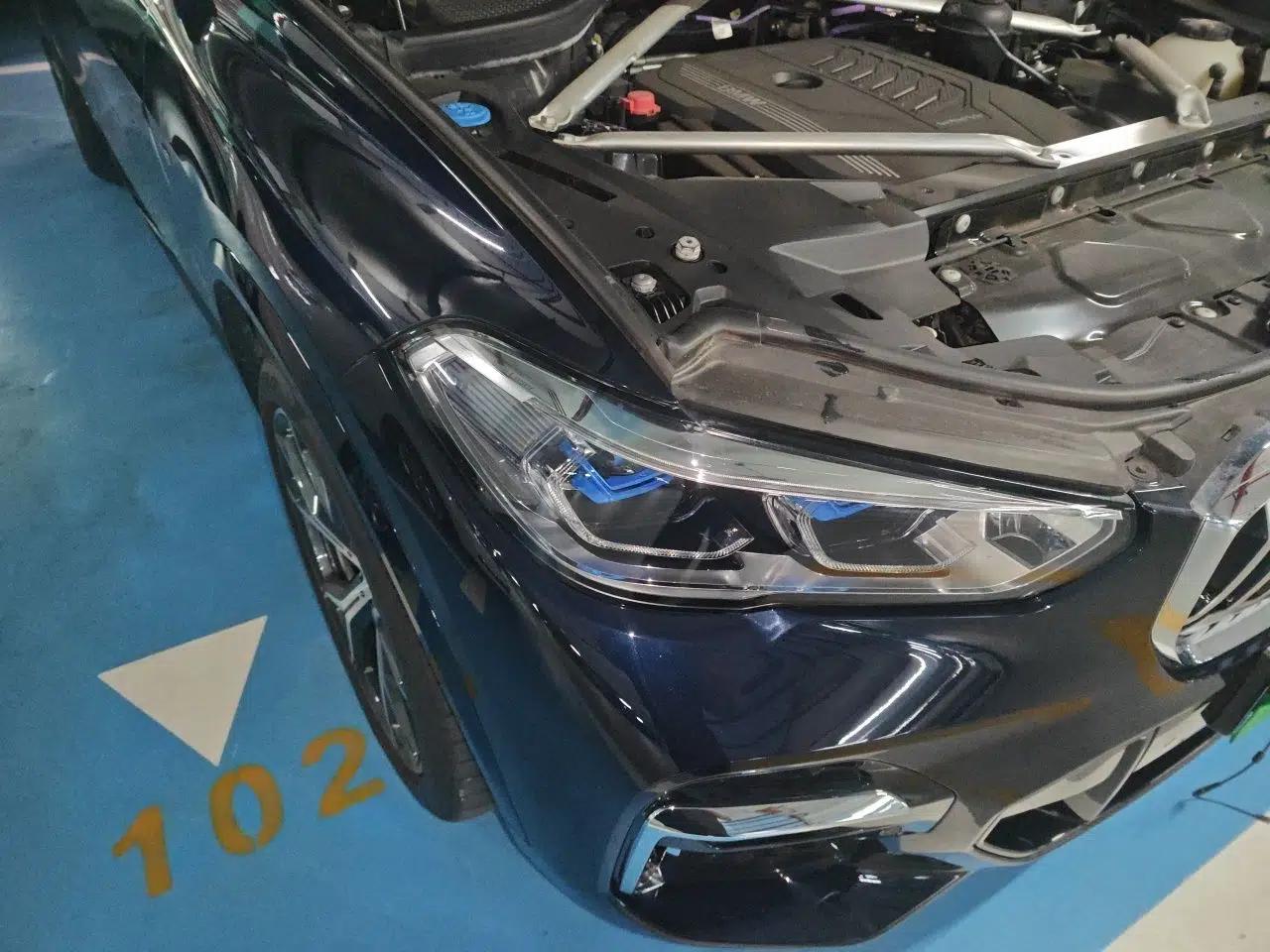BMW X5 2022 xDrive 40Li M Sport Package — миниатюра 7