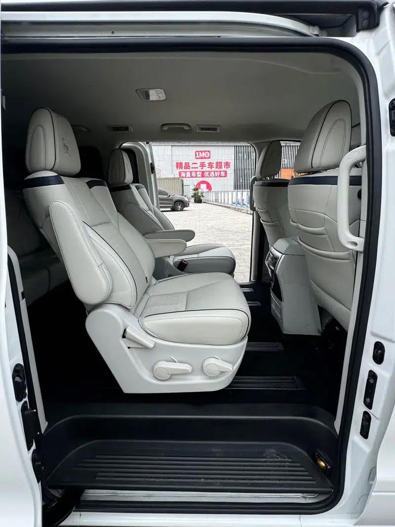 Fengxing M7 2022 Leading Edition 2.0T Automatic Marquis Version — миниатюра 14