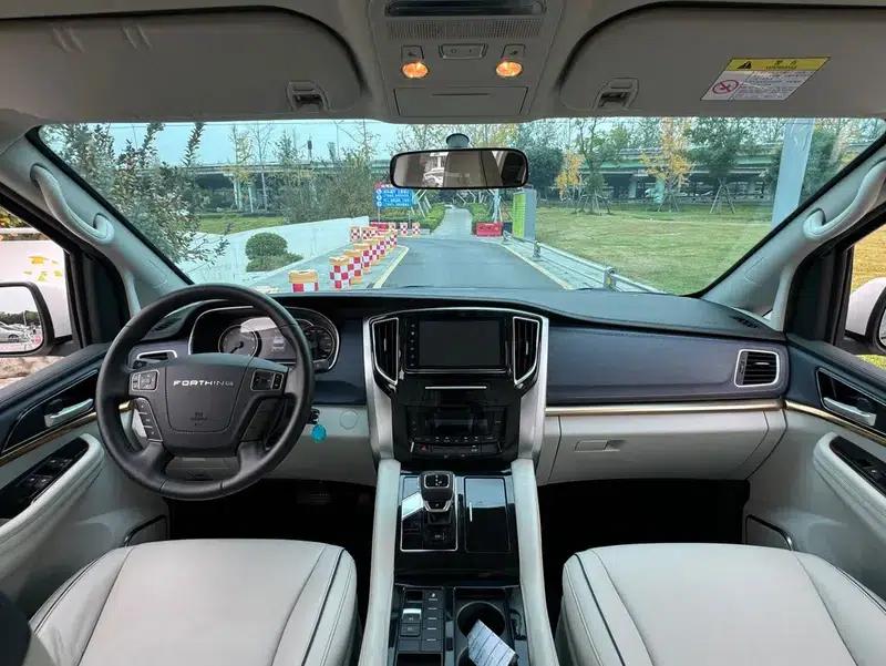 Fengxing M7 2022 Leading Edition 2.0T Automatic Marquis Version — миниатюра 8