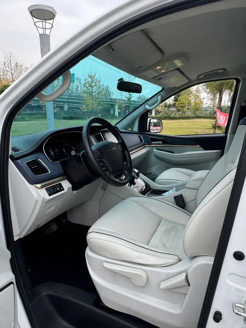 Fengxing M7 2022 Leading Edition 2.0T Automatic Marquis Version — миниатюра 9