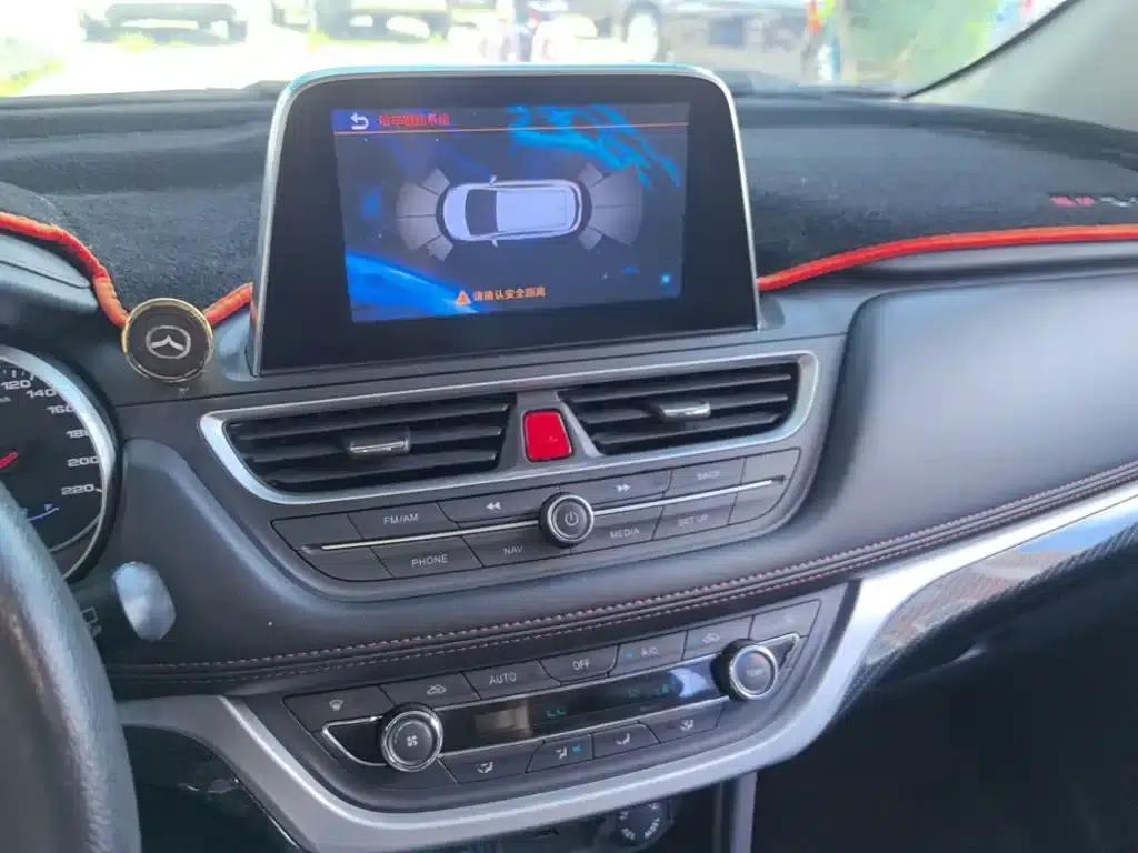 Refine S3 2017 1.6L CVT Luxury Intelligent Model — миниатюра 13