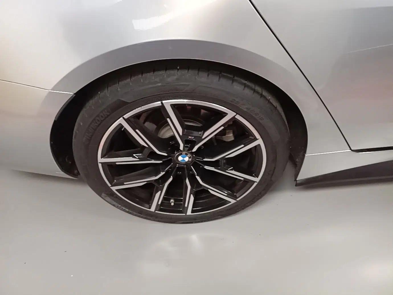 BMW 4 Series 2023 425i Gran Coupe M Sport Night Edition Package — миниатюра 11