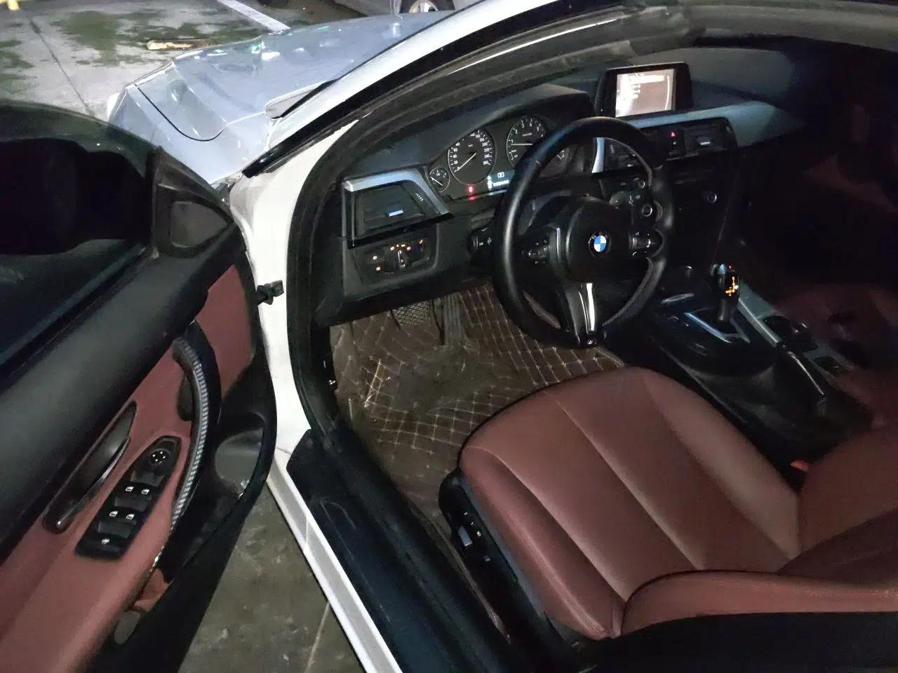 BMW 4 Series 2014 420i Convertible Fashion Model — миниатюра 16