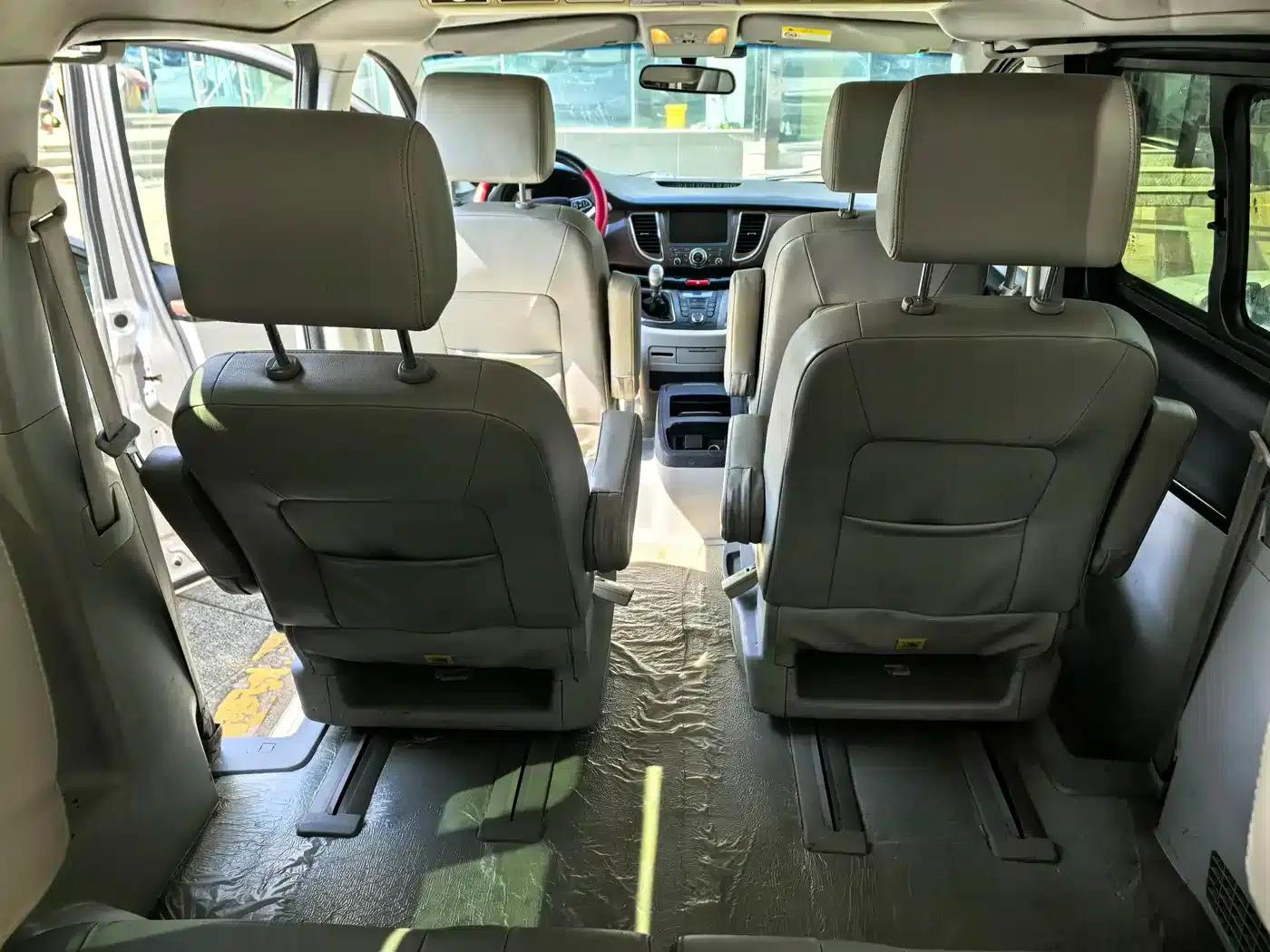 Refine M5 2016 2.0T Gasoline Manual Executive Edition — миниатюра 12