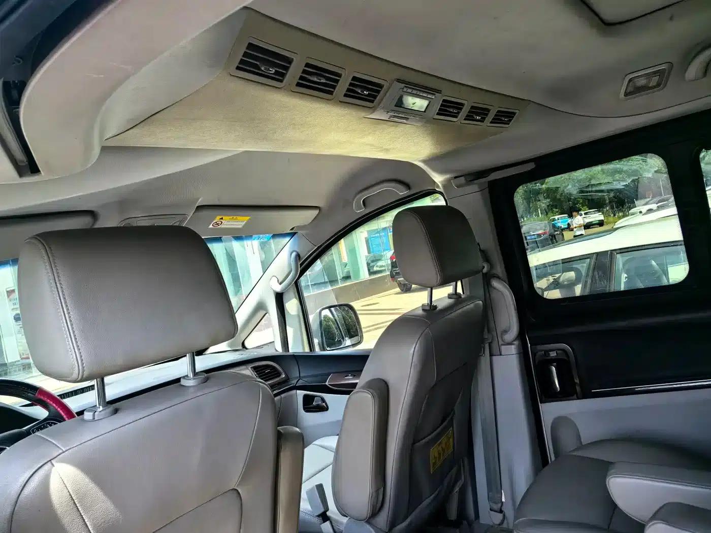 Refine M5 2016 2.0T Gasoline Manual Executive Edition — миниатюра 10