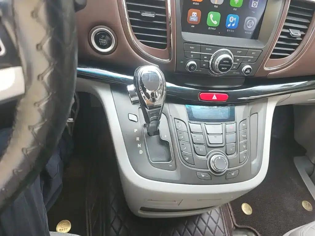 Refine M5 2016 2.0T Gasoline Automatic Business Edition — миниатюра 14
