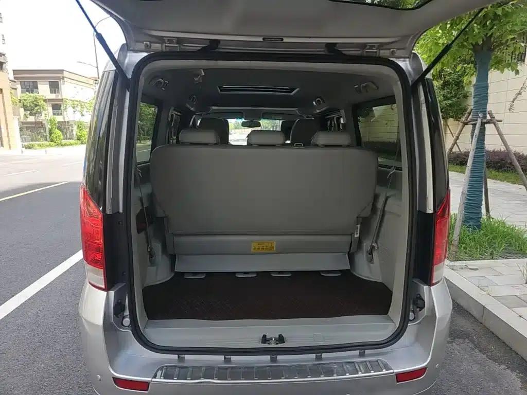 Refine M5 2016 2.0T Gasoline Automatic Business Edition — миниатюра 19