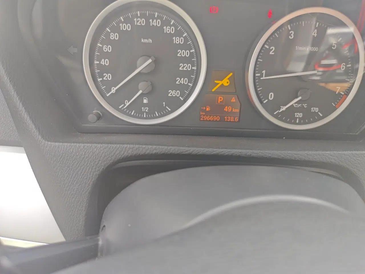 BMW X6 BMW X6, imported, registered in 2014, automatic transmission, 3.0T gasoline engine, all-wheel drive. — миниатюра 12