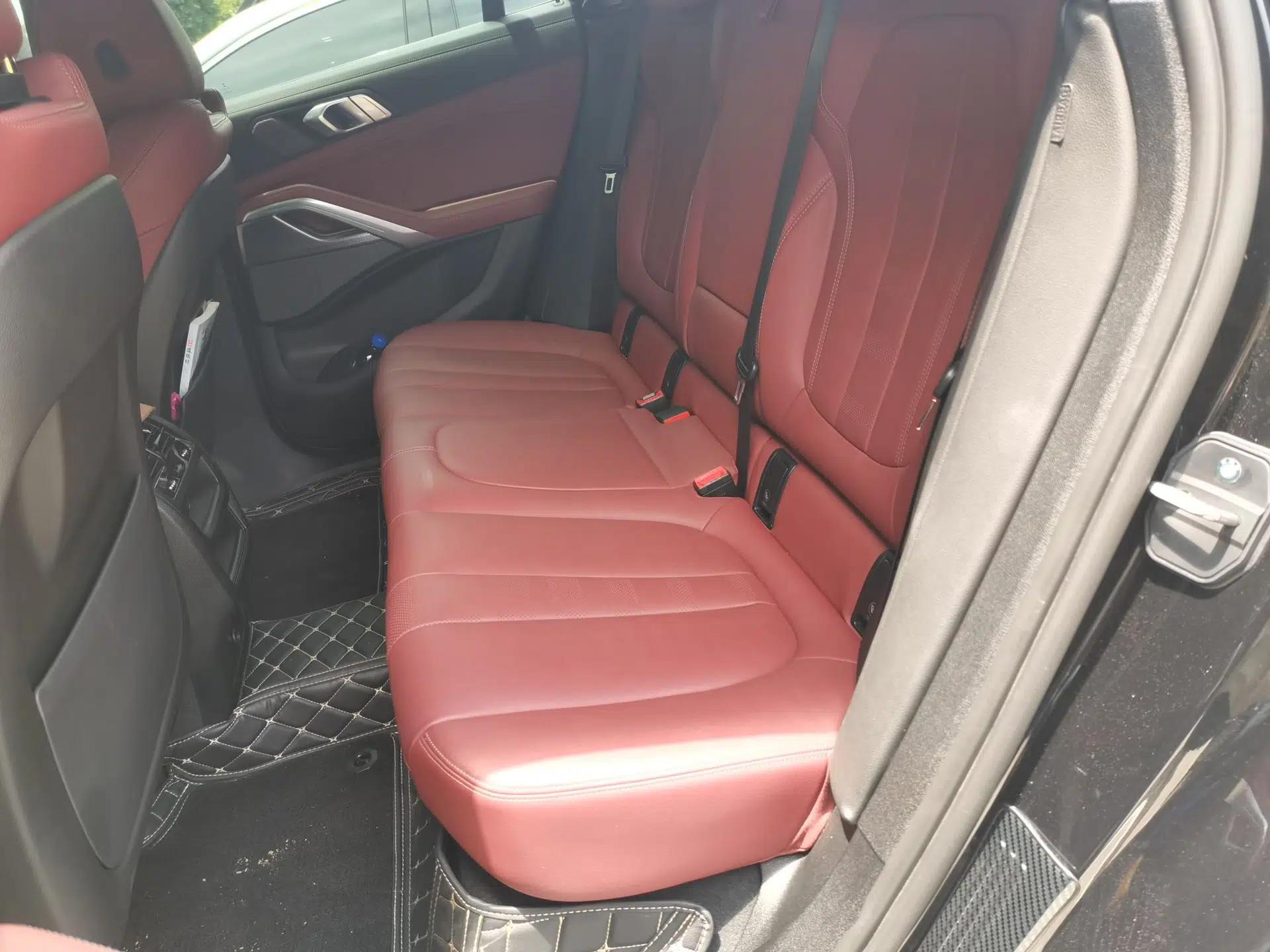BMW X6 2022 Second Facelift xDrive40i M Sport Package — миниатюра 17