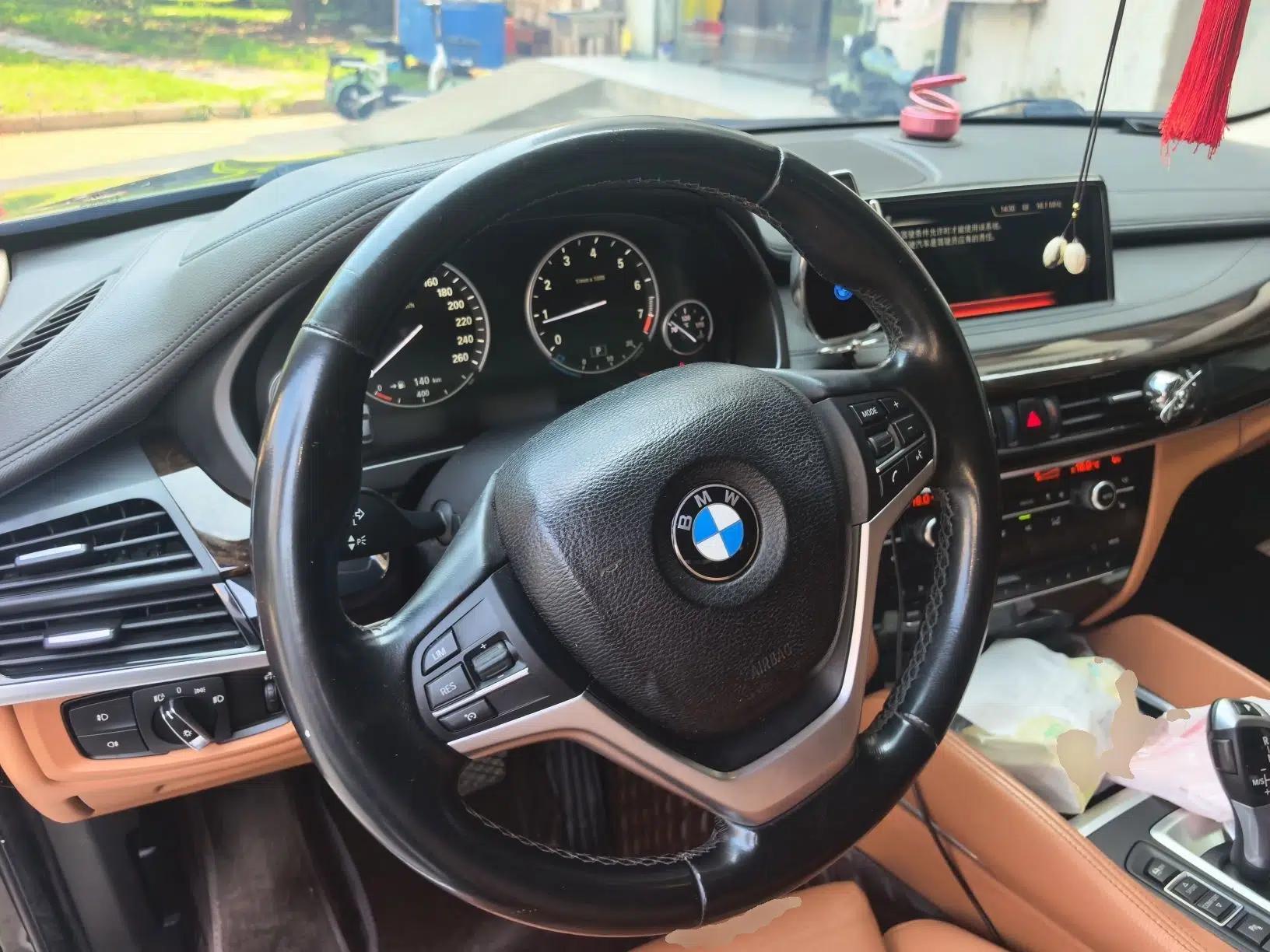 BMW X6 2015 xDrive28i — миниатюра 10