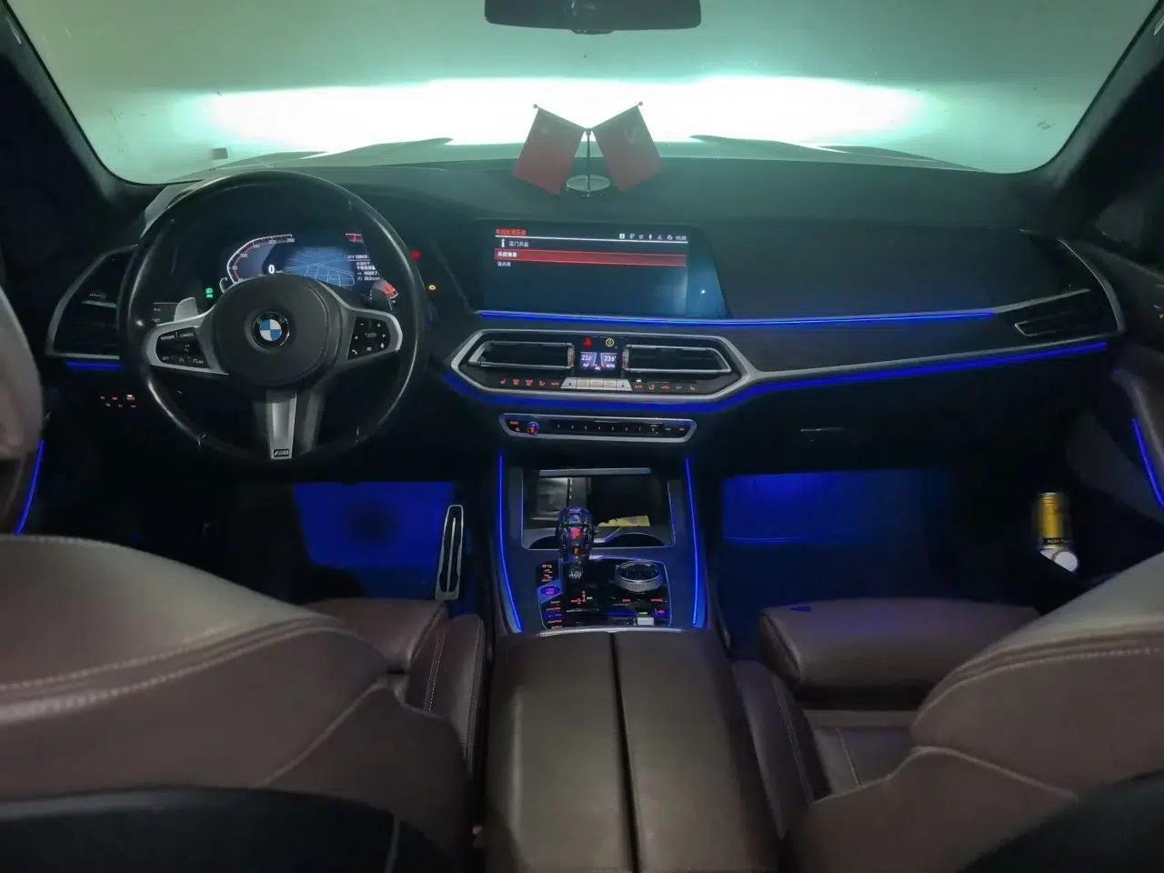 BMW X7 2019 xDrive40i Luxury M Sport Package — миниатюра 9