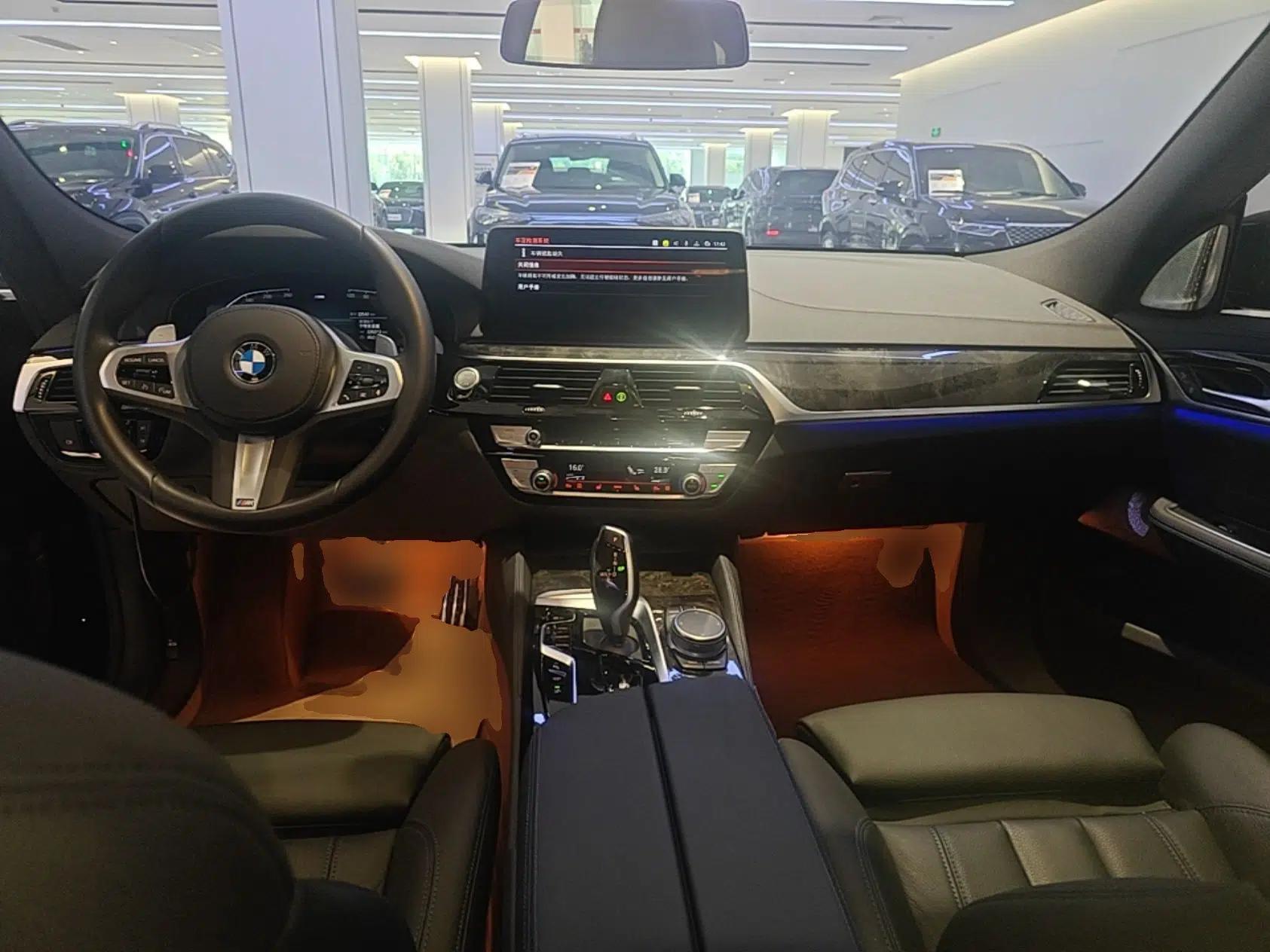 BMW 6 Series GT 2022 630i M Sport Package — миниатюра 12