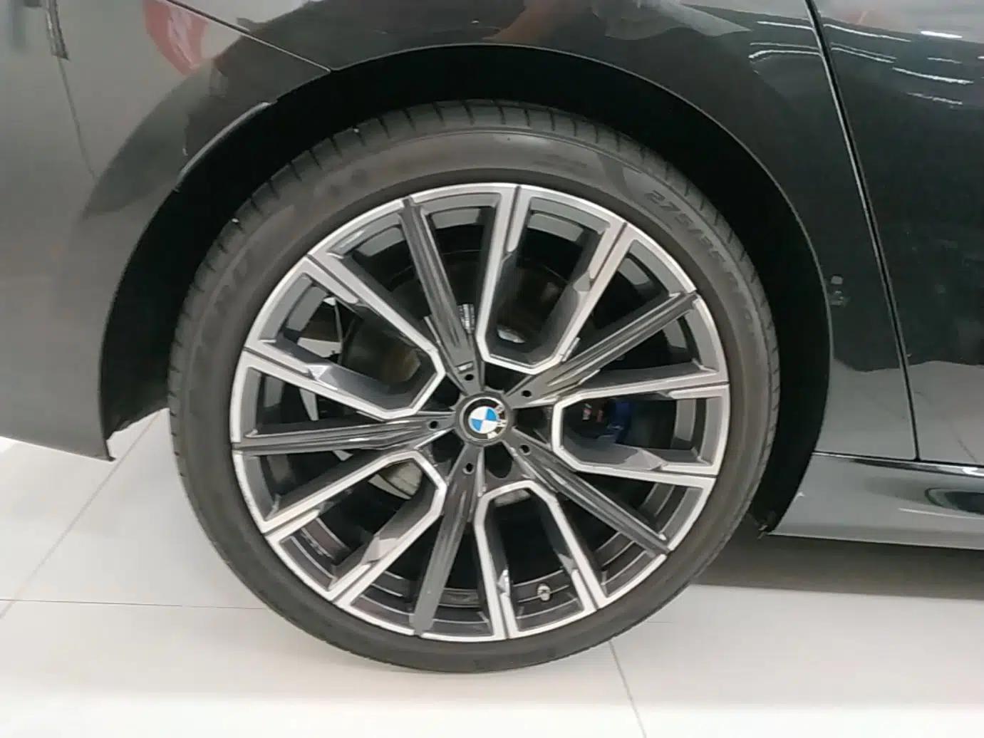 BMW 6 Series GT 2021 Revised Version 630i M Sport Touring Edition — миниатюра 11