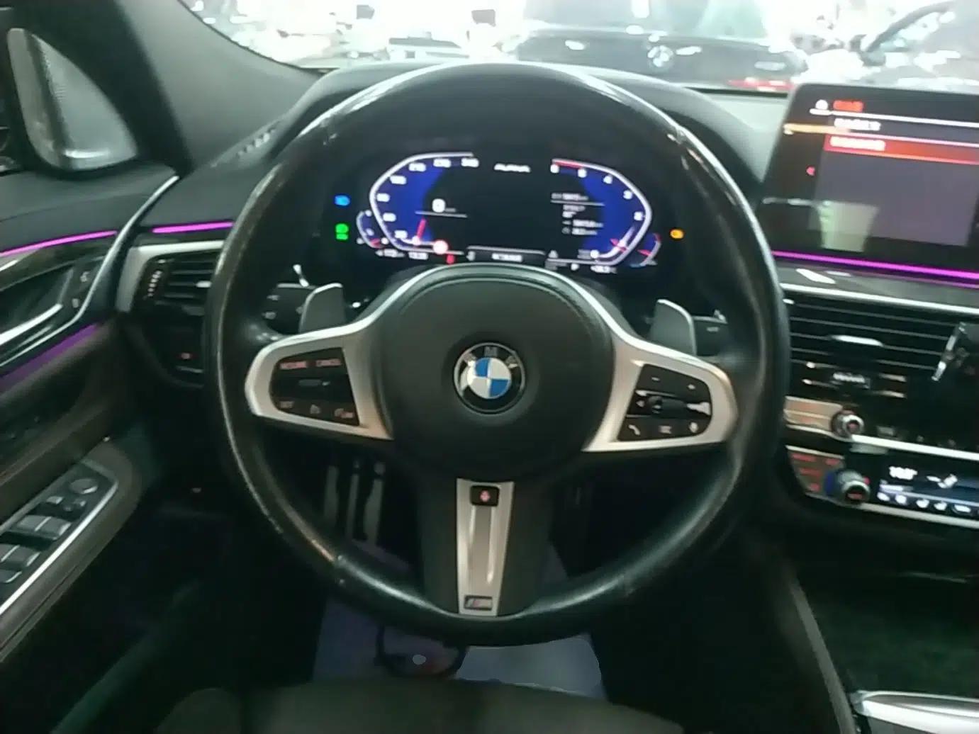 BMW 6 Series GT 2021 Revised Version 630i M Sport Touring Edition — миниатюра 13