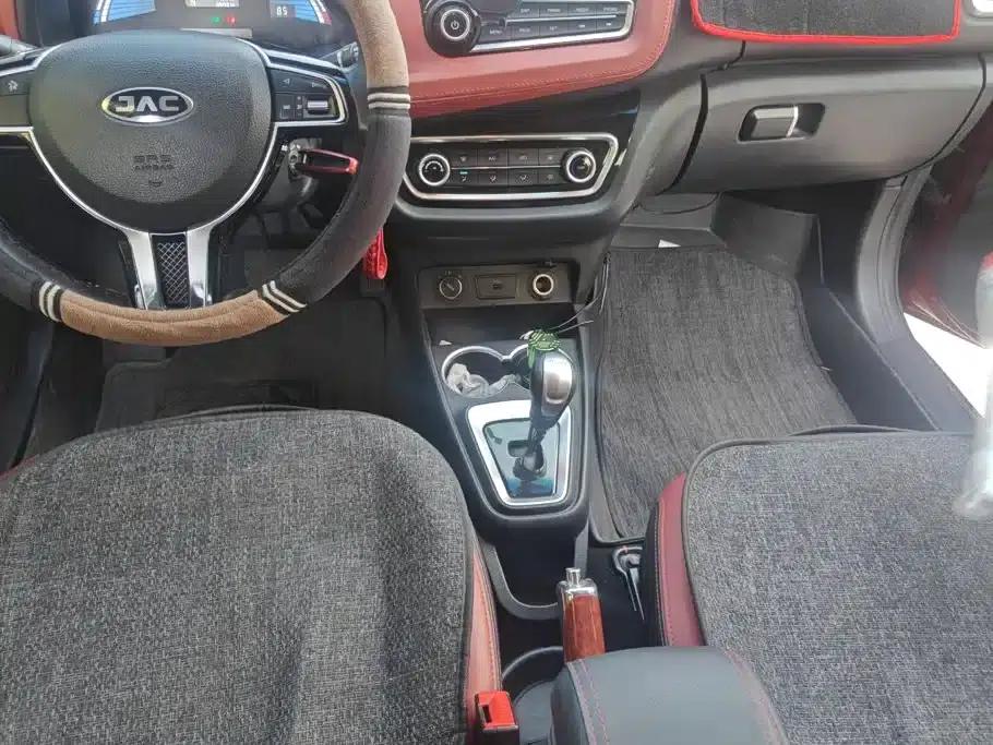 JAC iEV6E 2018 Upgraded Version iEV6E Luxury Intelligent Edition — миниатюра 16