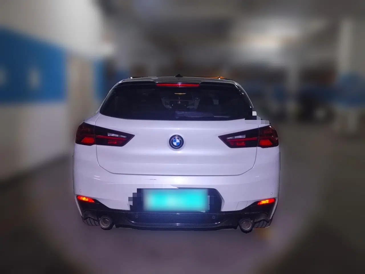 BMW X2 2021 Updated xDrive25i Midnight Edition — миниатюра 5