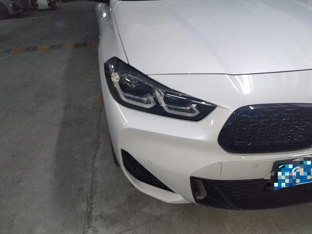 BMW X2 2021 Updated xDrive25i Midnight Edition — миниатюра 7