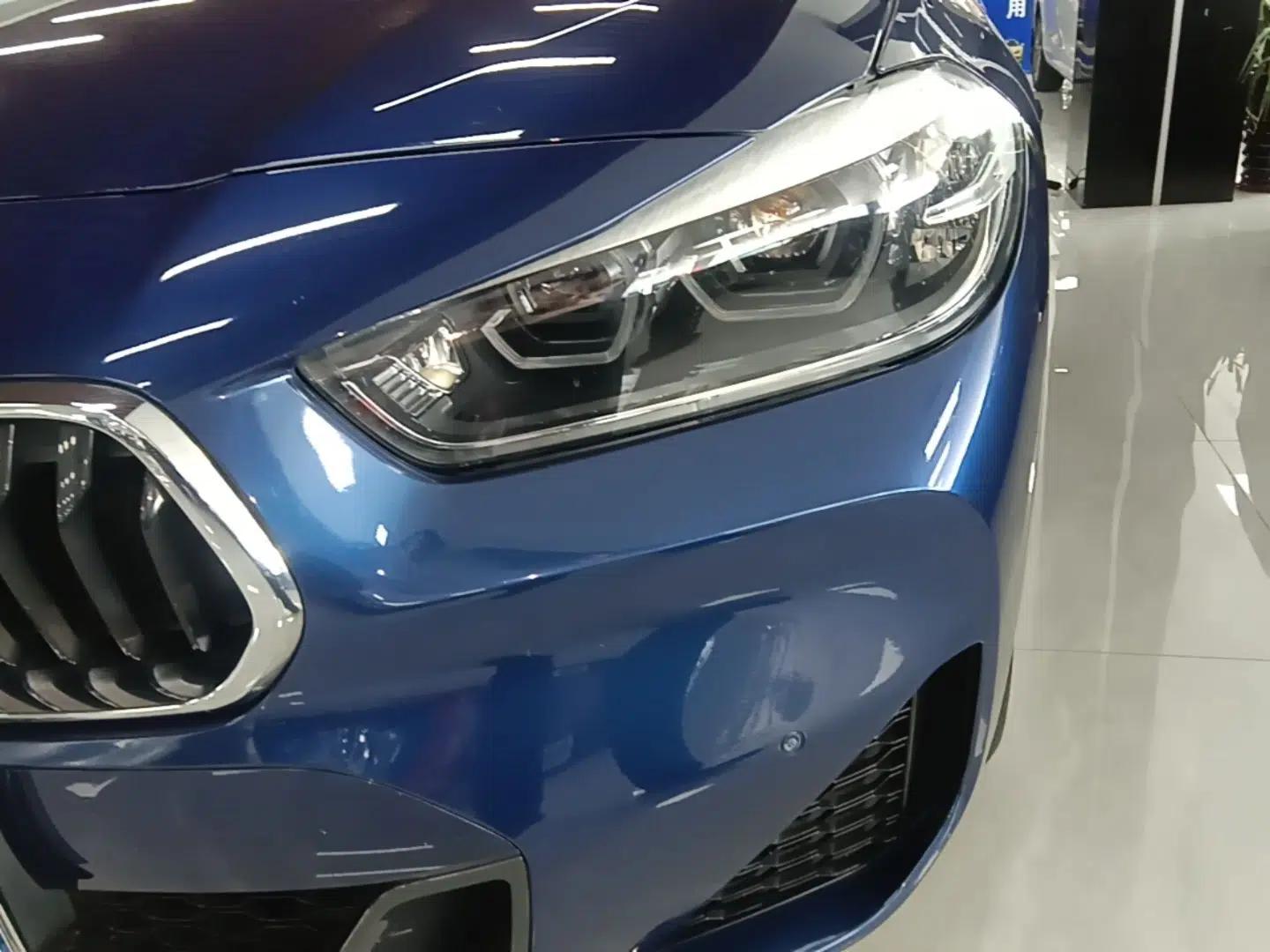 BMW X2 2021 sDrive25i Leading Model M Sport Package — миниатюра 8