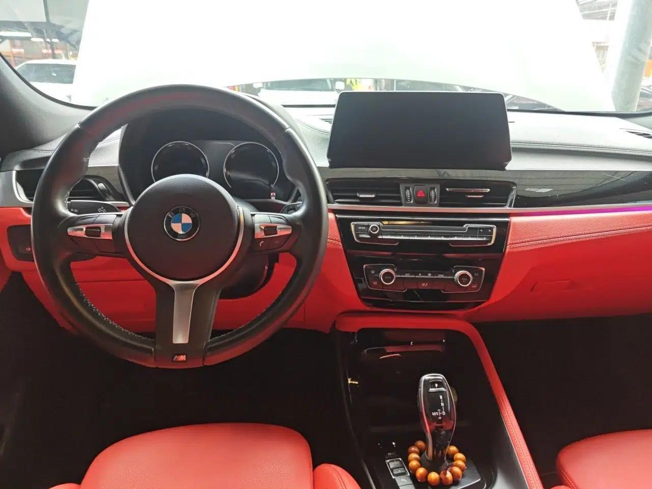 BMW X2 2021 sDrive25i Leading Model M Sport Package — миниатюра 9