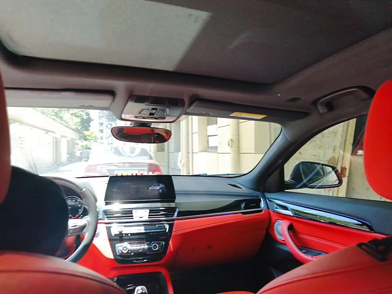 BMW X2 2021 sDrive25i Leading Model M Sport Package — миниатюра 18