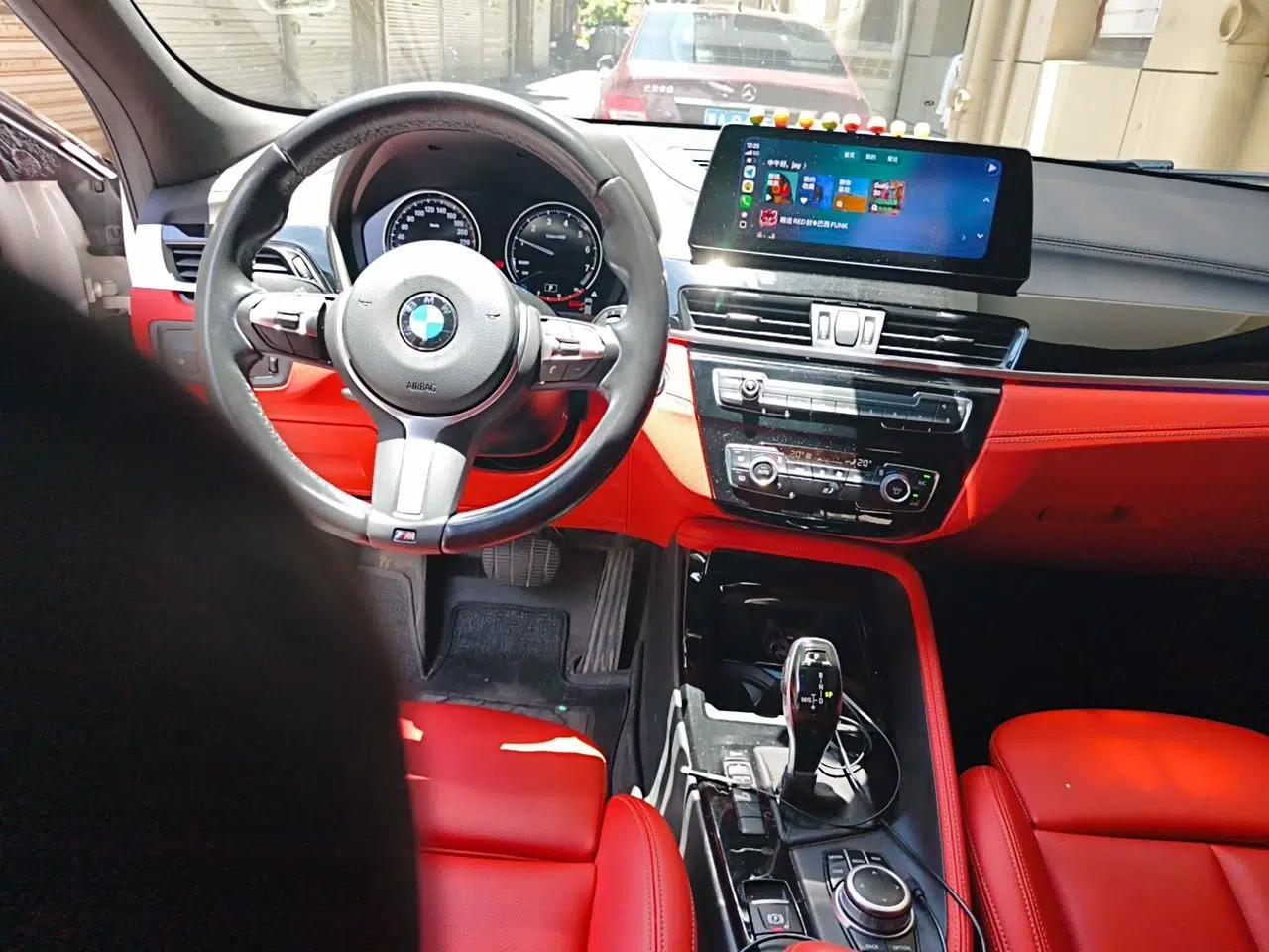 BMW X2 2021 sDrive25i Leading Model M Sport Package — миниатюра 9