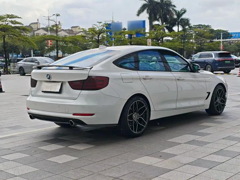 BMW 3 Series GT 2016 320i Fashion Model — миниатюра 17