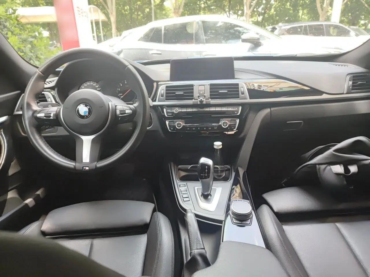 BMW 3 Series GT 2019 320i M Sport Package — миниатюра 9