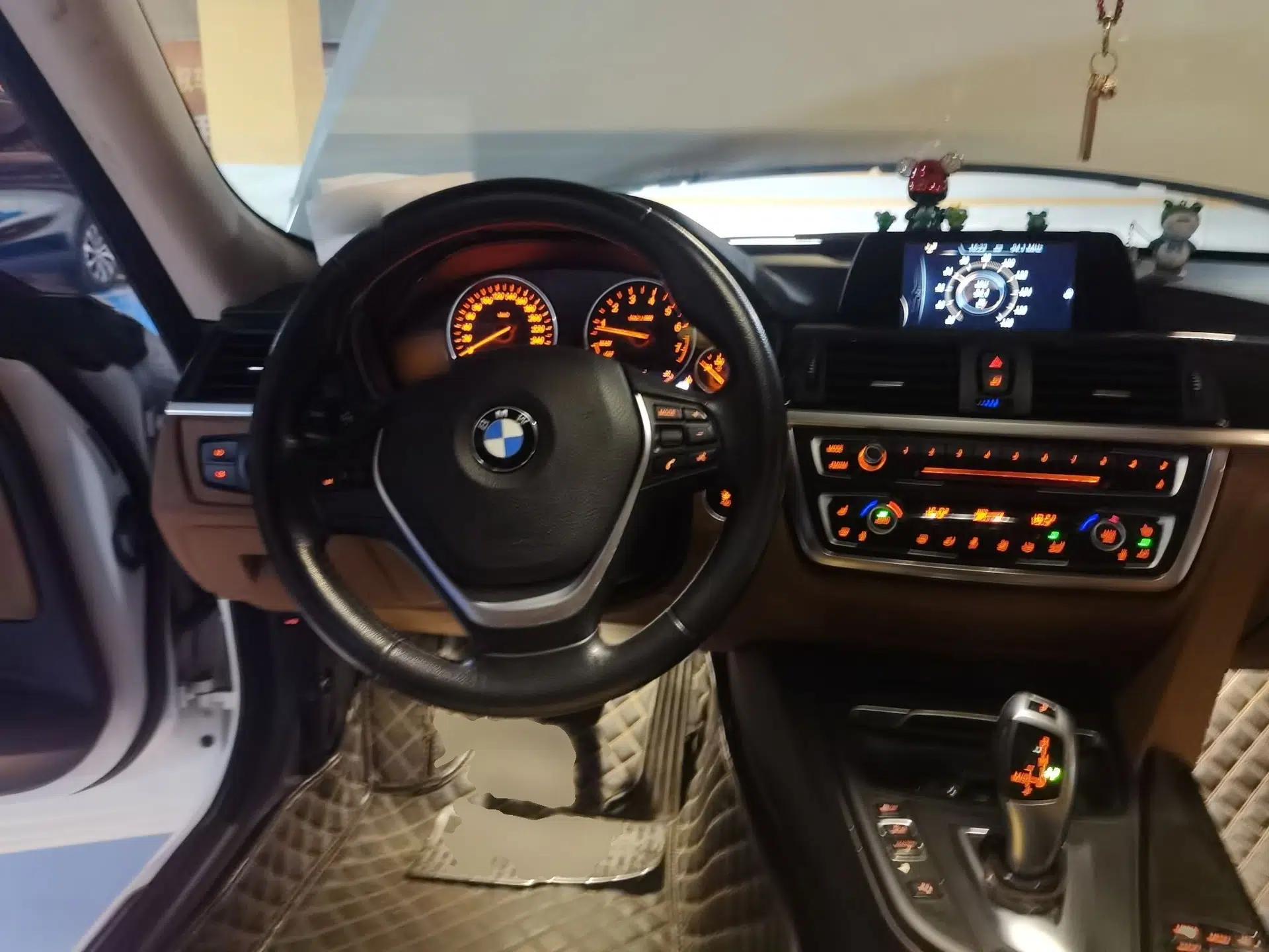 BMW 3 Series GT 2014 320i Design Package Model — миниатюра 10