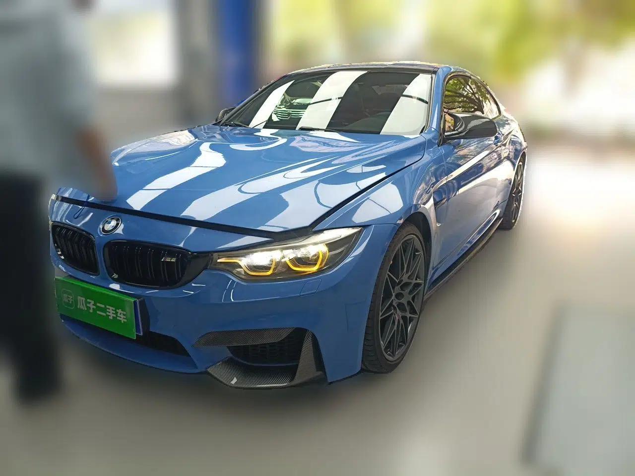 BMW M4 2017 BMW M4, 3.0T, automatic, 4 seats, gasoline (hardtop sports car) — миниатюра 1