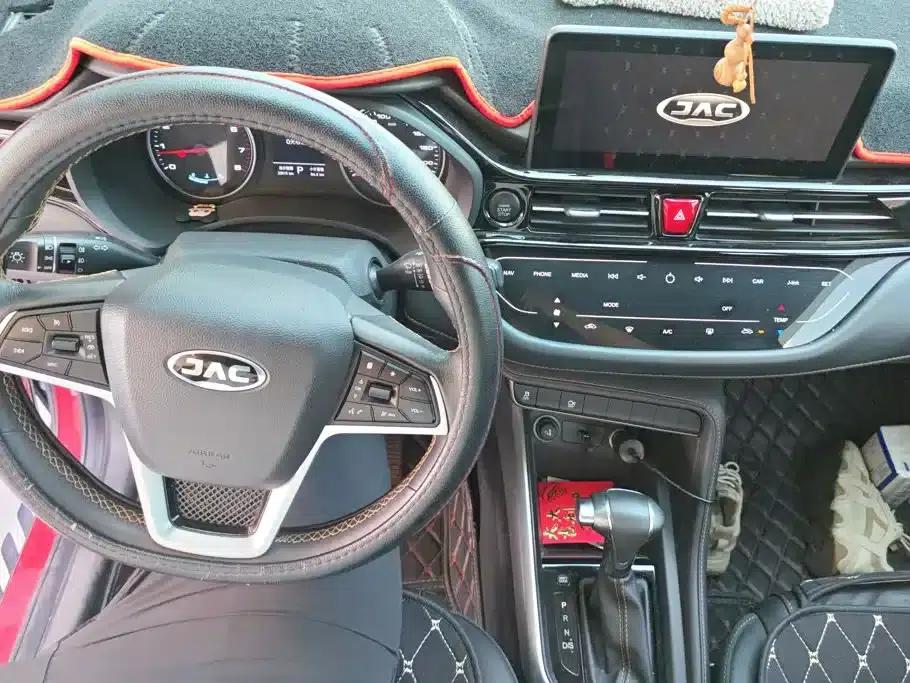 Refine S4 2019 1.6L CVT Premium Edition — миниатюра 12