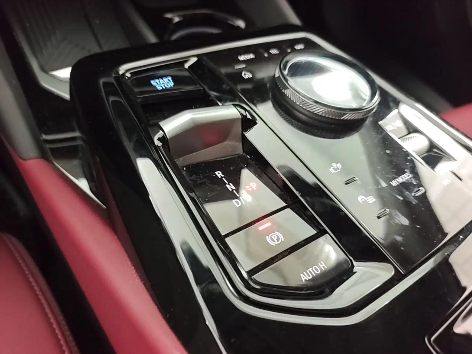 BMW i5 2025 eDrive 35L M Sport Package — миниатюра 16
