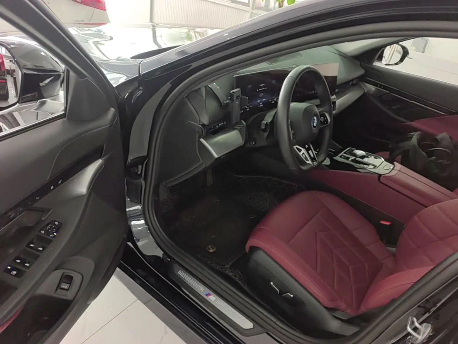BMW i5 2025 eDrive 35L M Sport Package — миниатюра 18