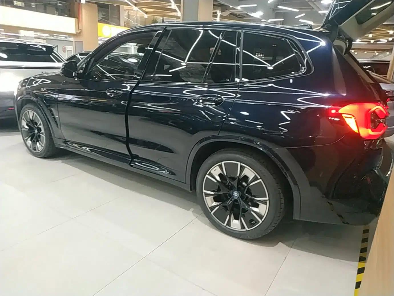 BMW iX3 2024 Leading Type — миниатюра 4