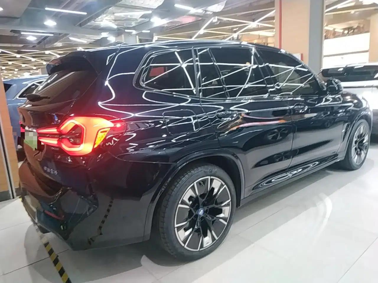 BMW iX3 2024 Leading Type — миниатюра 6