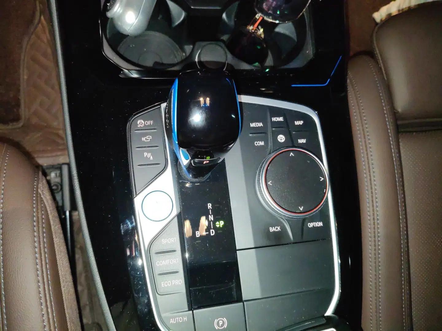 BMW iX3 2022 Leading Type — миниатюра 14