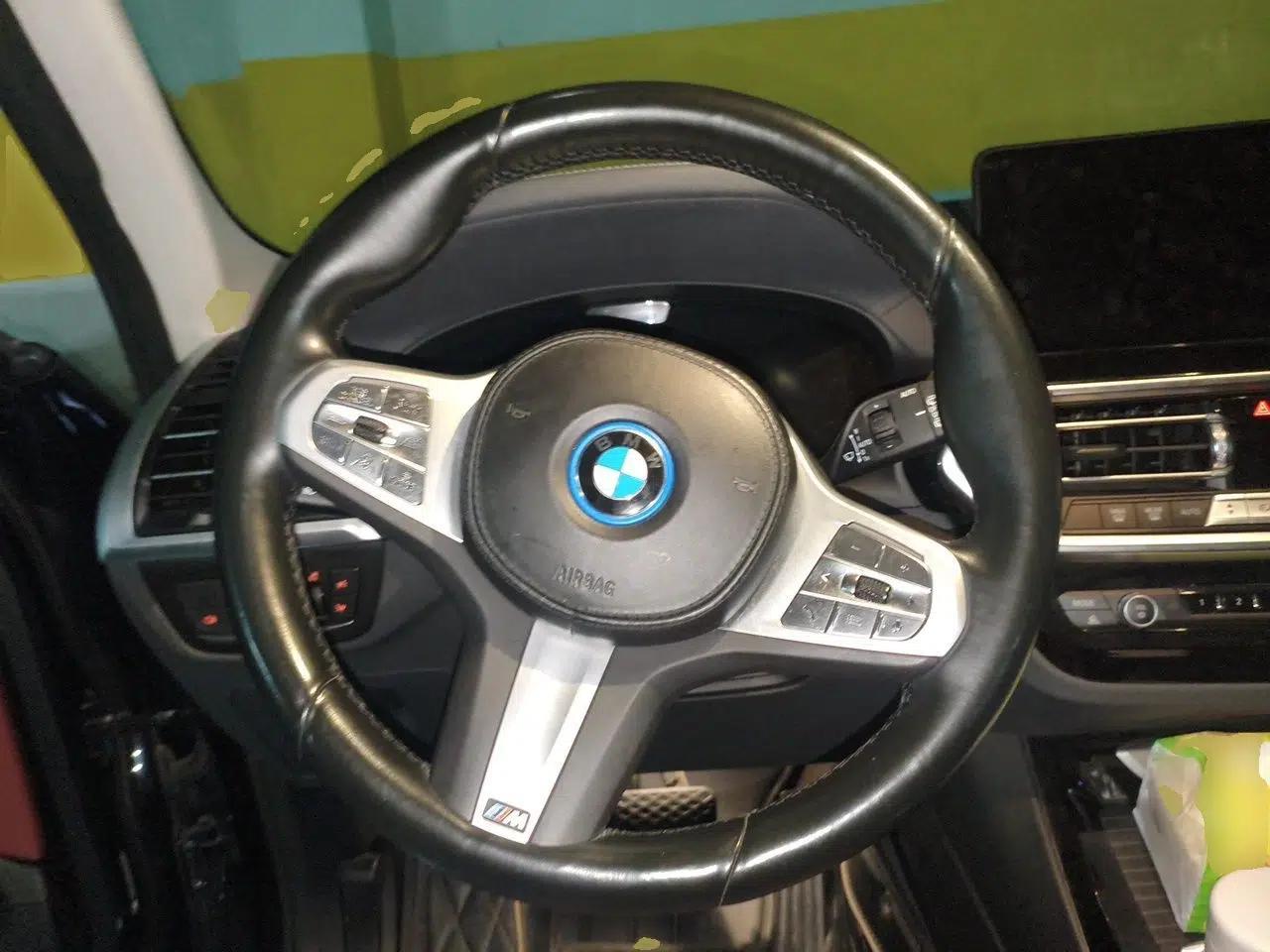 BMW iX3 2022 Leading Model — миниатюра 10