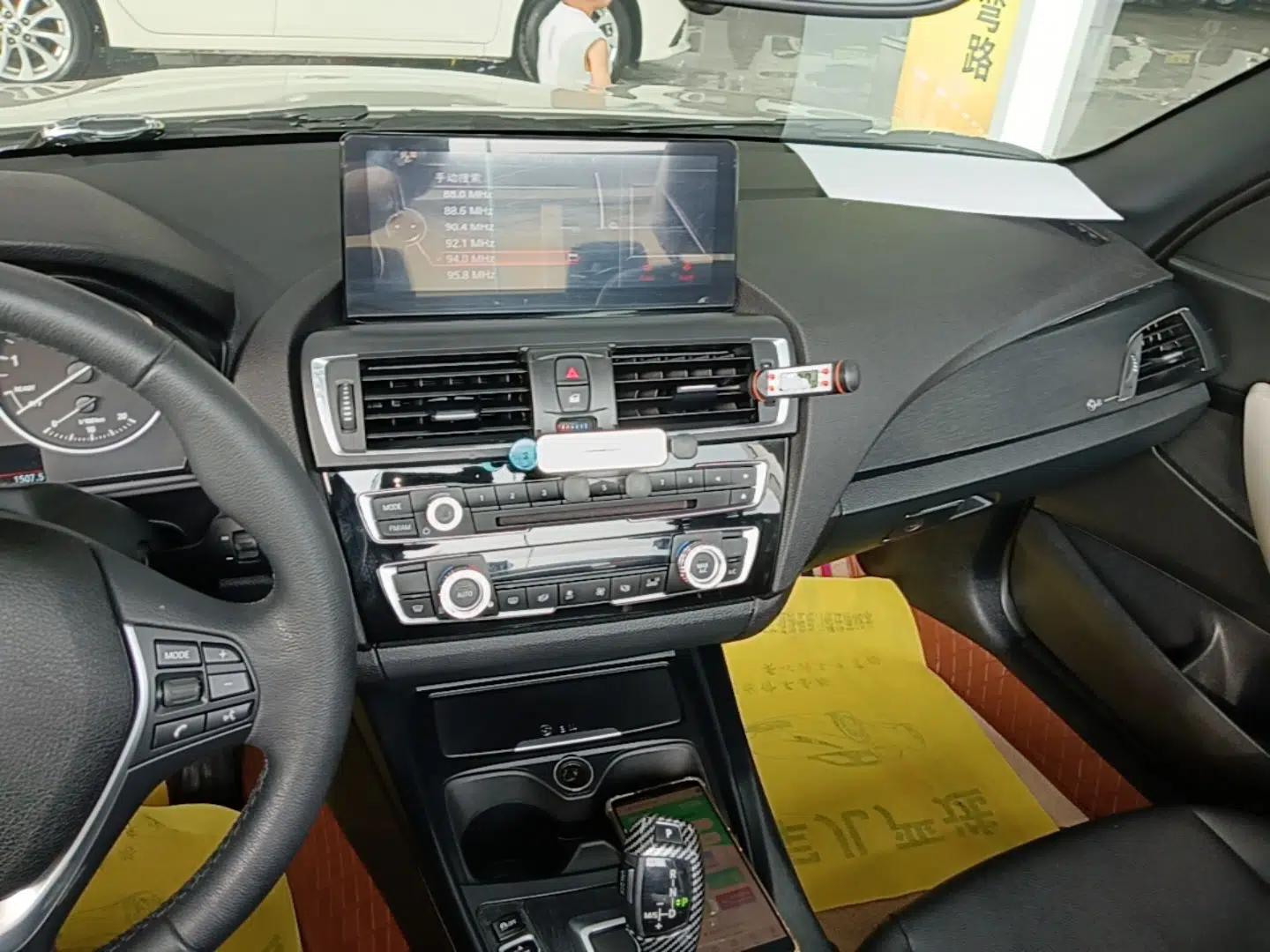 BMW 2 Series 2015 218i Convertible Coupe — миниатюра 15