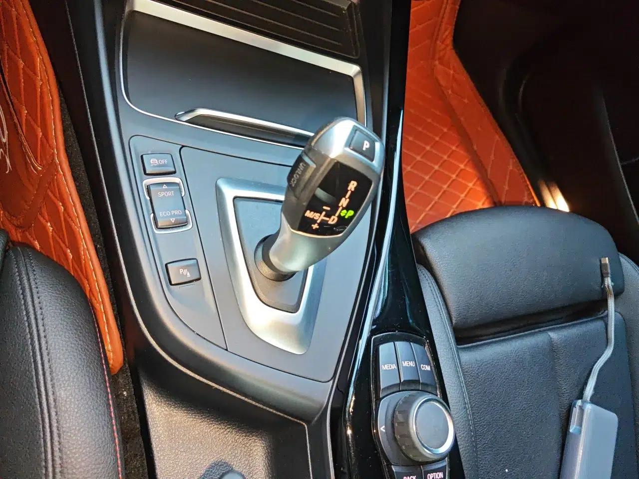 BMW 2 Series 2019 225i Convertible Coupe Sports Design Package — миниатюра 14
