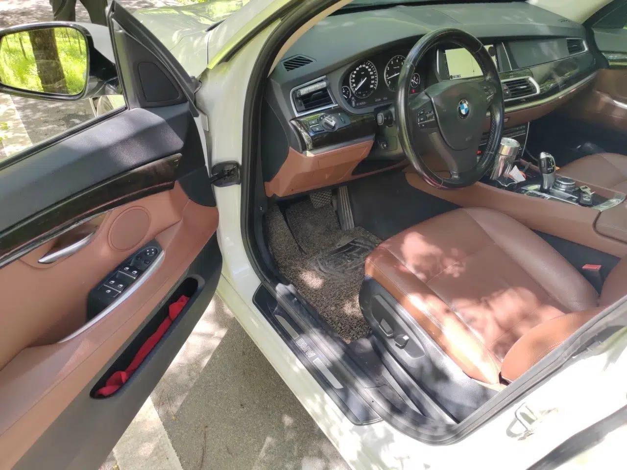 BMW 5 Series GT 2014 528i Leading Model — миниатюра 16