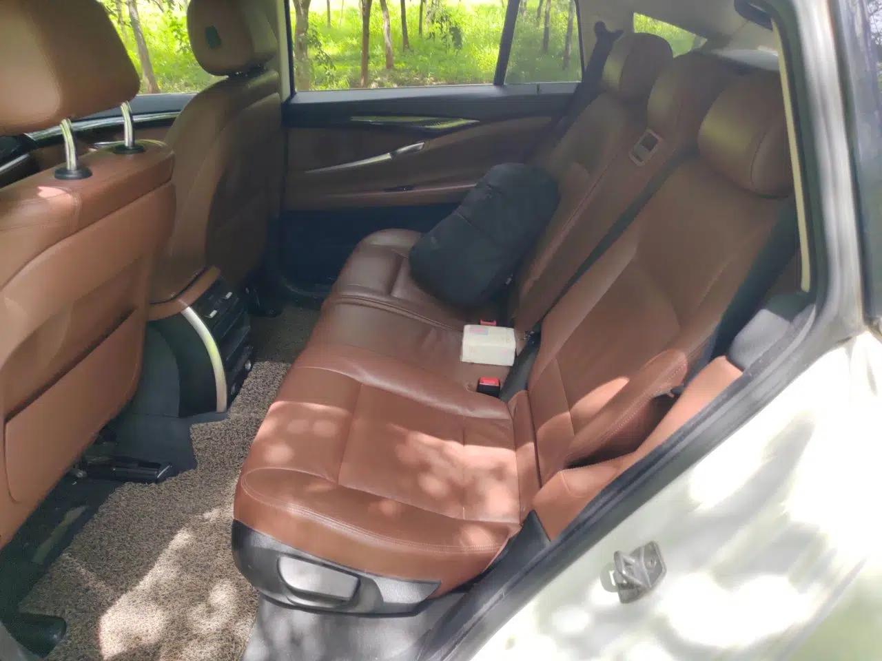 BMW 5 Series GT 2014 528i Leading Model — миниатюра 17