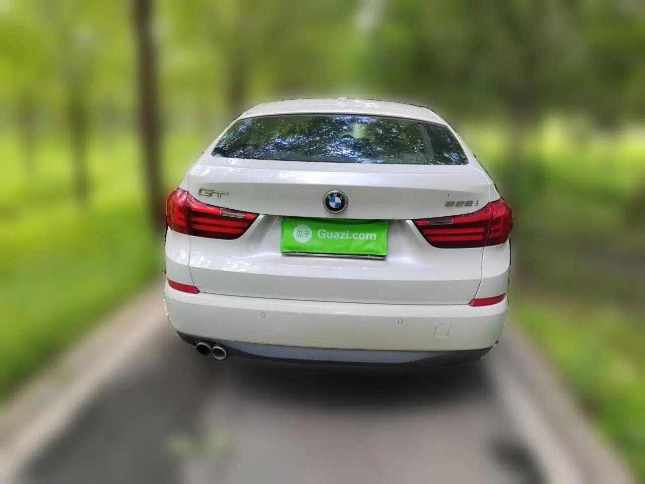 BMW 5 Series GT 2014 528i Leading Model — миниатюра 5