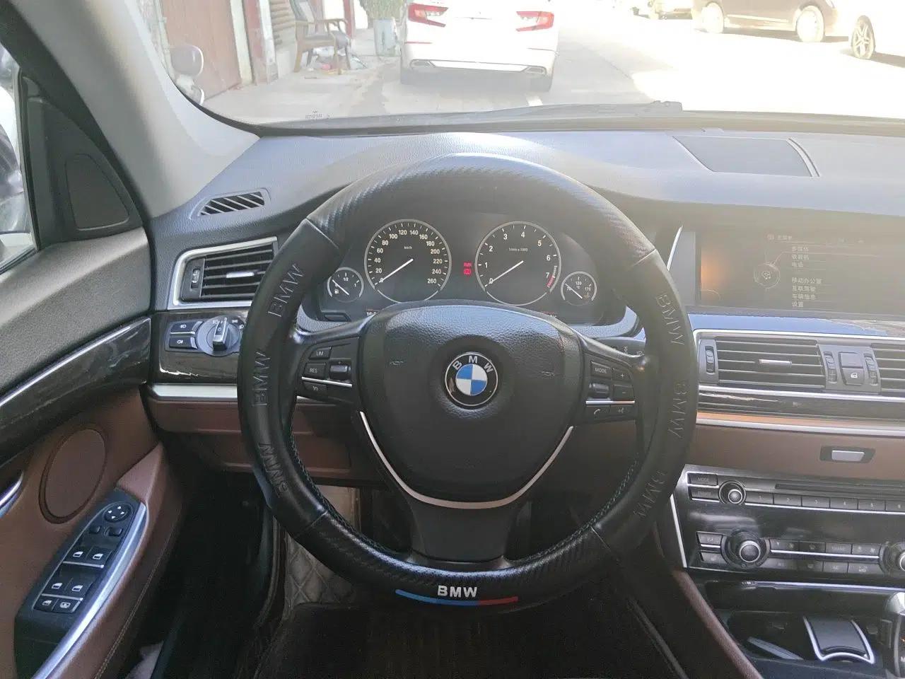 BMW 5 Series GT 2013 535i Leading Model — миниатюра 10