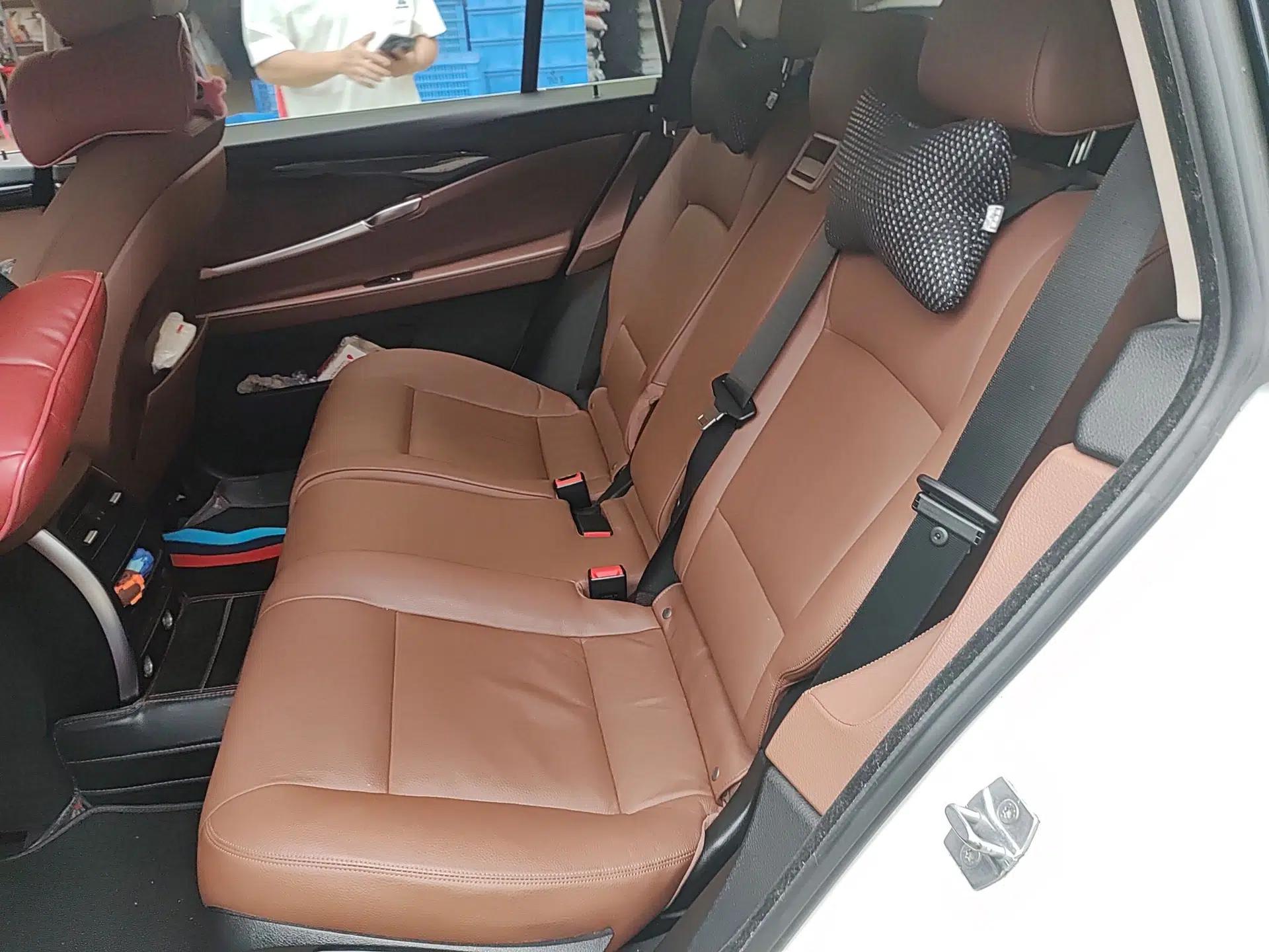 BMW 5 Series GT 2015 528i Leading Model — миниатюра 17