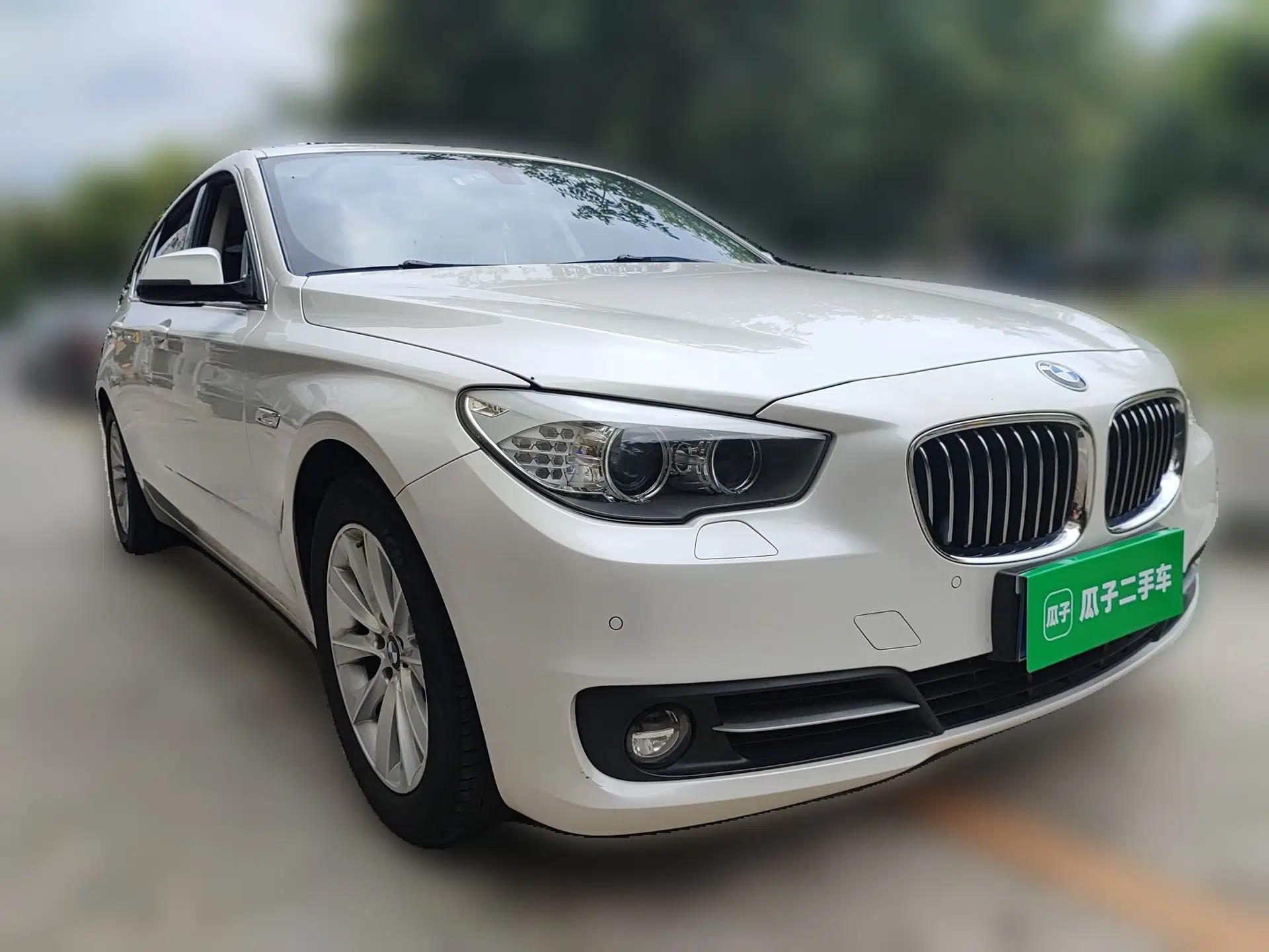 BMW 5 Series GT 2015 528i Leading Model — миниатюра 3