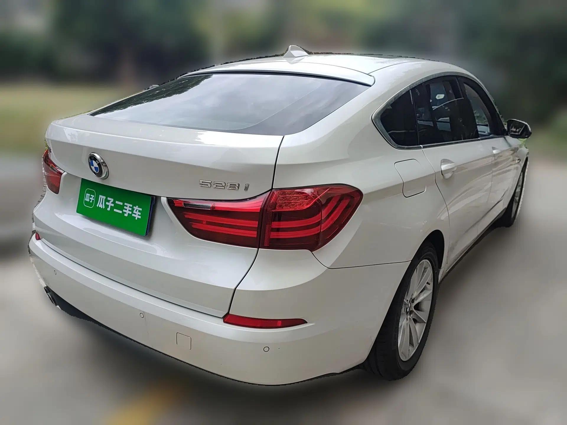 BMW 5 Series GT 2015 528i Leading Model — миниатюра 6