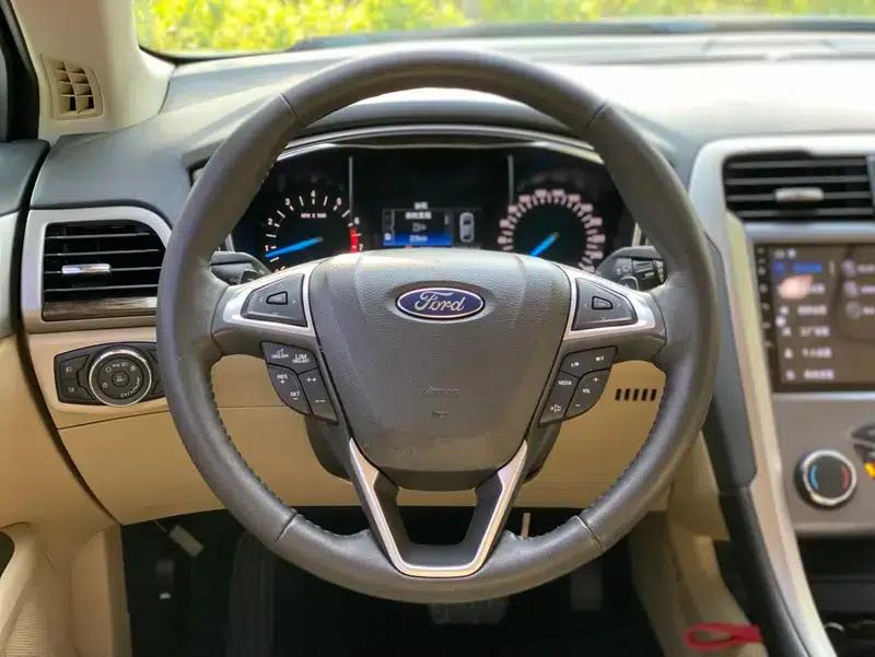 2013 Ford Mondeo 2.0L GTDi200 Luxury — миниатюра 13