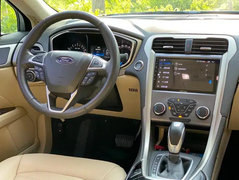 2013 Ford Mondeo 2.0L GTDi200 Luxury — миниатюра 17